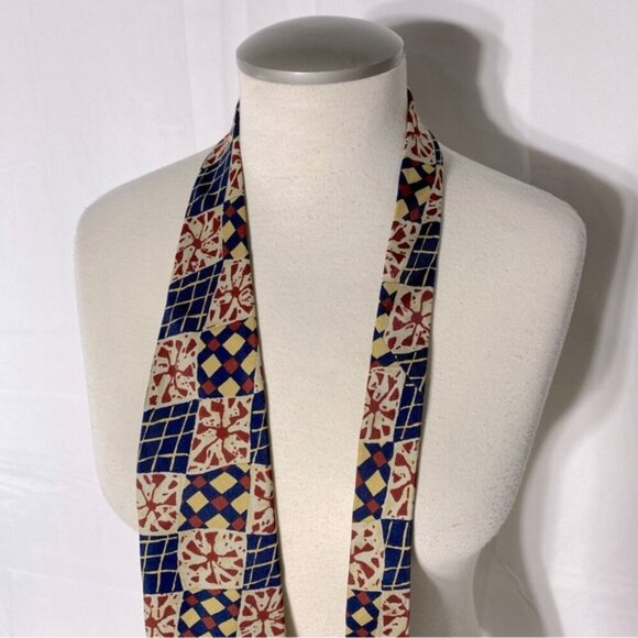 Vintage Boss Hugo Boss Navy Yellow Red Abstract Square Print 100% Silk Tie - Picture 7 of 9